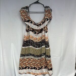 F&F floral multi color  flowing viscose flirty stunning dress size 12